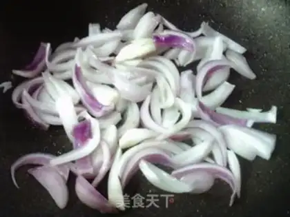 Make Eggs and onions step 6