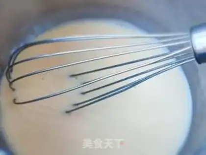 Make Blueberry jam omelet step 1