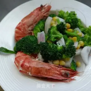 Make Corn broccoli, black tiger shrimp salad step 12