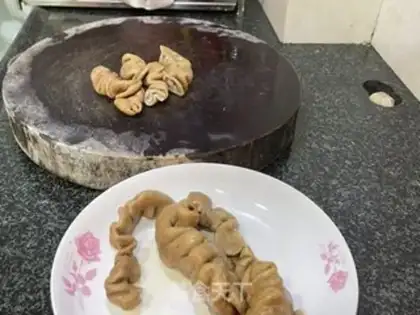 Make Fat intestines and onions step 2