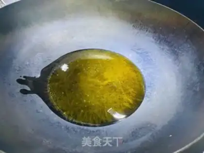 Make Sweet peppers, ginger fried meat step 3