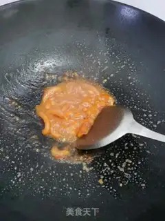 Make Tomato eggs, skinny noodles step 5