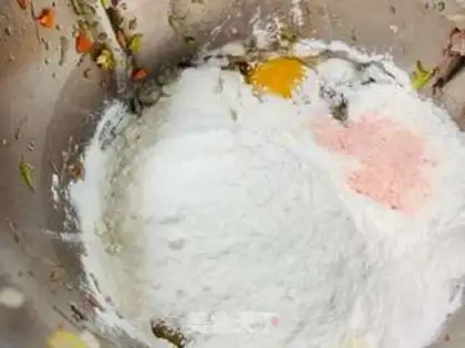 Make Vegetable eggcake step 3