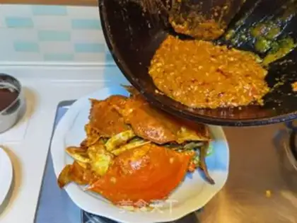 Make Curry and crab step 16