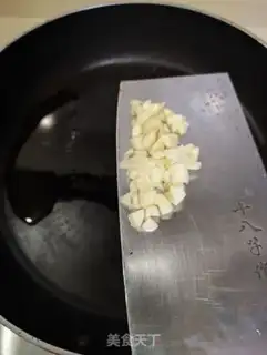 Make Garlic croissants step 3