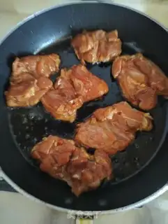 Make Red roast chicken leg chops step 5