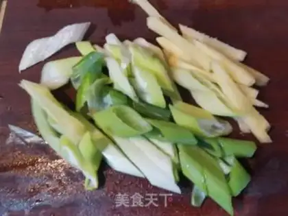 Make Twin pepper fried meat step 3
