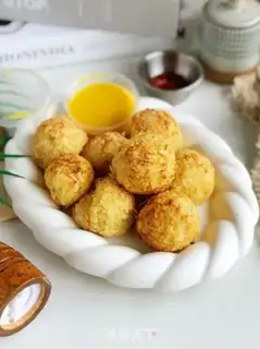 Make Cheese mashed potato ball step 6
