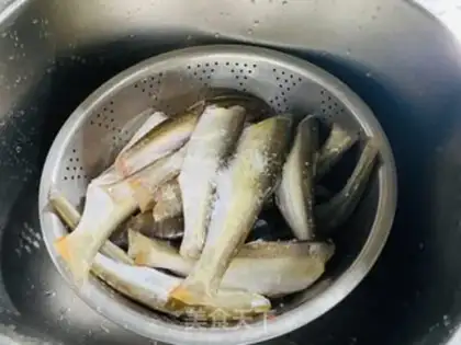 Make Frozen redtail step 2