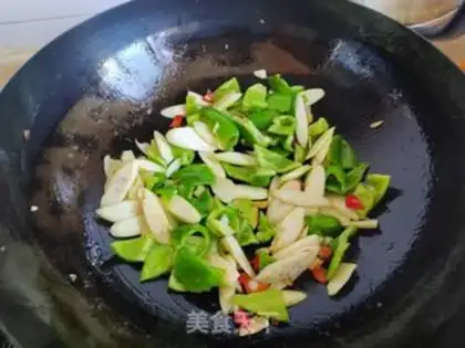 Make White green pepper, pork liver step 8