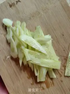 Make cucumber meat step 1