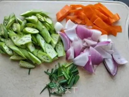 Make Carrot onions step 1