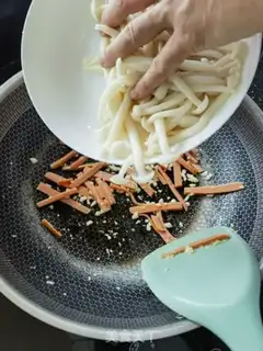 Make Clear the seafood mushrooms step 5