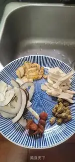 Make Wet spleen and dry soup step 3