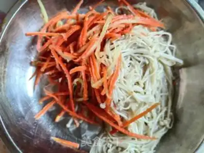 Make Frozen needle mushrooms step 2