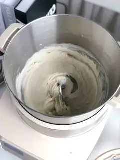 Make Five sesame pancakes step 5