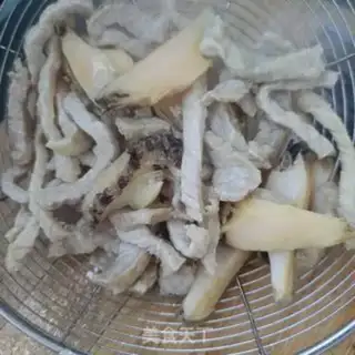 Make The abalone fried Dutch beans step 15