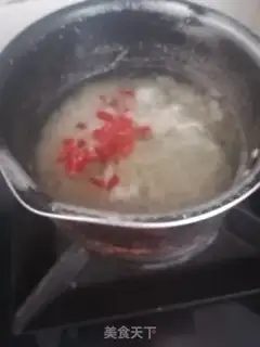 Make Silver ear soup step 1