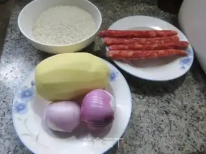 Make Onion potato sausage step 0