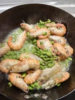Make Shrimp fried beans step 3