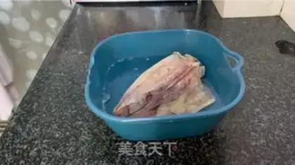 Make Garlic fried squid step 1