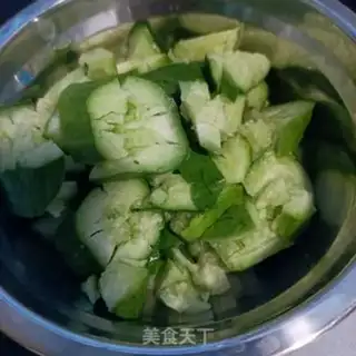 Make The cucumbers step 1