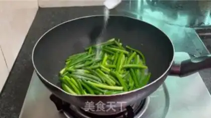 Make Garlic fried squid step 7