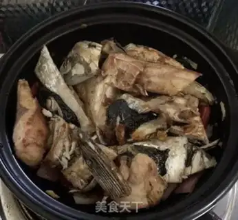 Make Home casserole fish head step 6