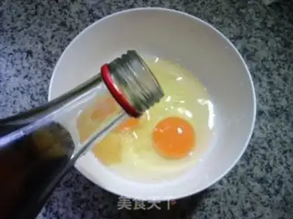 Make Plum-crunch four seasons of fried eggs step 2