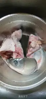 Make A soup of fish step 0