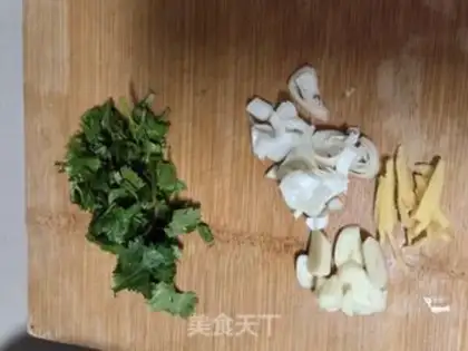 Make Shrimp cabbage tofu soup step 2
