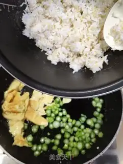 Make Egg onion fried rice step 6