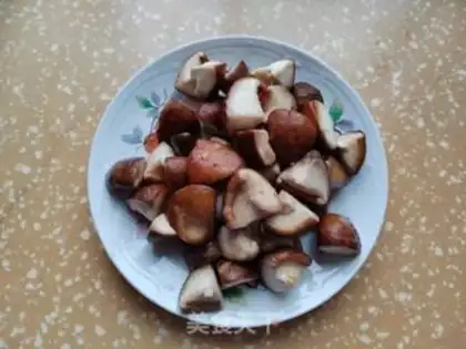 Make Onion mushrooms and florist step 2