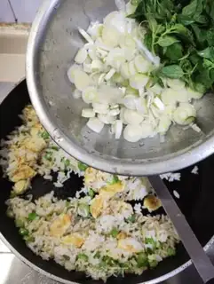 Make Egg onion fried rice step 7