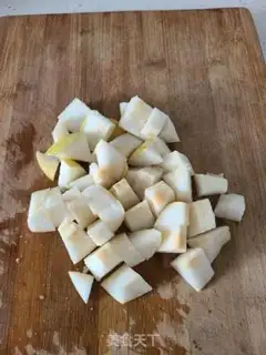 Make Sydney honey water step 1