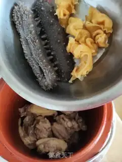 Make Plum and sea cucumber chicken step 3