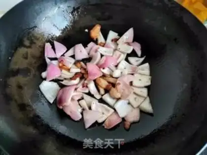 Make Onion mushrooms and florist step 7