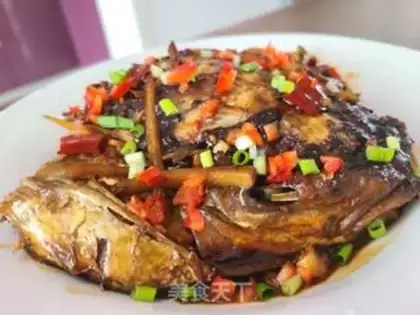 Make Red-burned fish head step 9