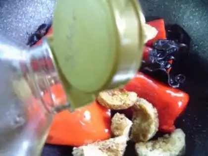 Make Blackwood, fried chicken, red pepper step 6