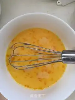 Make Egg fried rice step 1