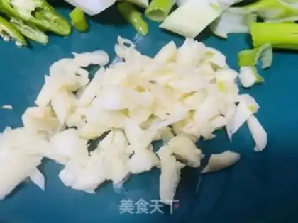 Make Onion fried meat step 2