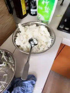 Make Egg fried rice step 3