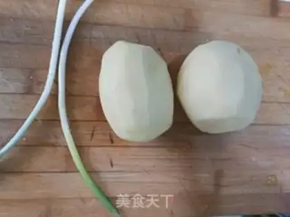 Make Potato burns chicken legs step 0