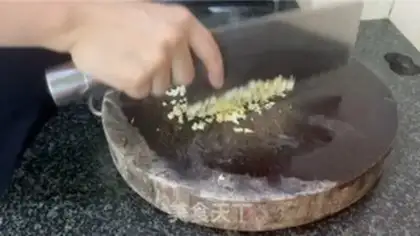 Make A sour eels step 1
