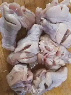 Make Potato burns chicken legs step 2