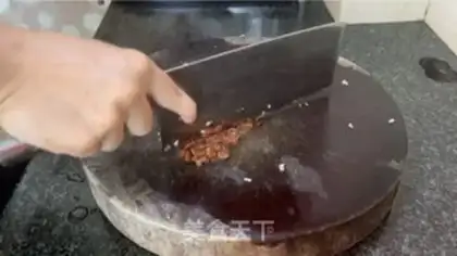 Make A sour eels step 2