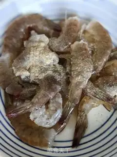 Make A pan of seafood step 4