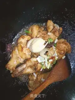 Make Potato burns chicken legs step 5