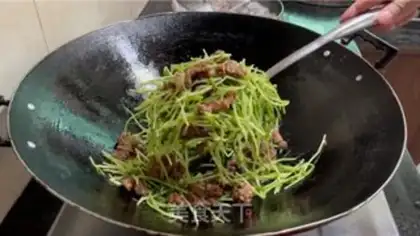 Make Beef sprouts step 11