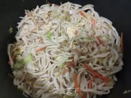 Make Fried noodles step 6
